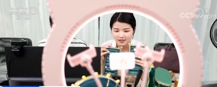 浙江義烏:內(nèi)貿市(shì)場(chǎng)升溫快(kuài) 外(wài)貿市(shì)場(chǎng)也(yě)井然恢複(圖2)